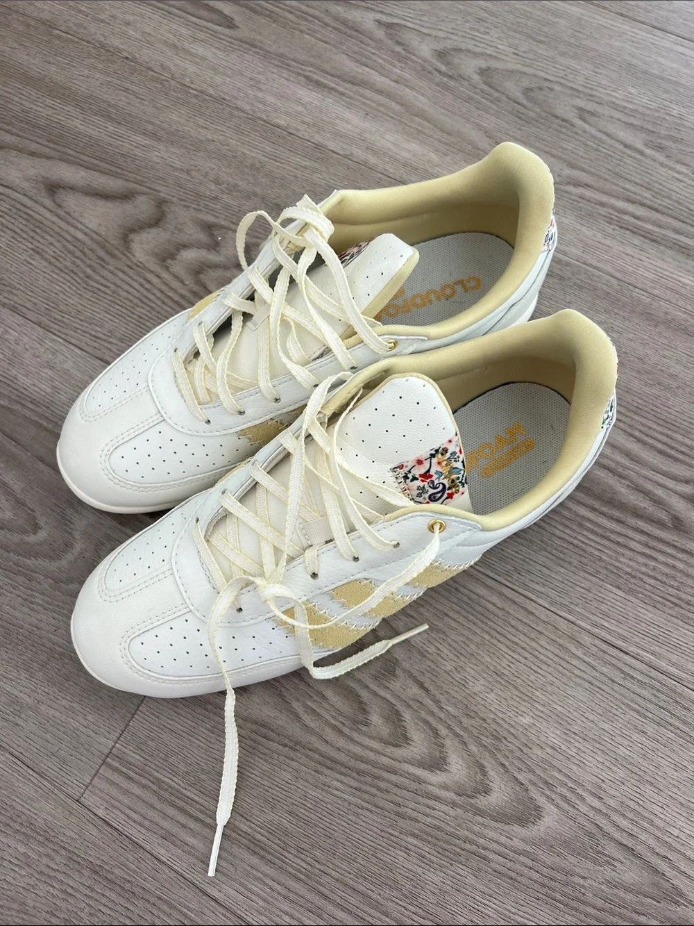 Adidas White and Cream Floral-Accent Sneakers